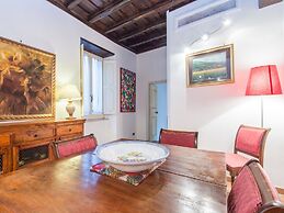 RSH Trevi Fountain Apartment 2