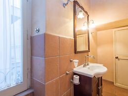 RSH Trevi Fountain Apartment 2