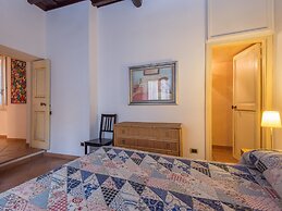 RSH Trevi Fountain Apartment 2