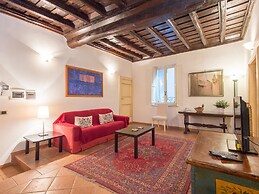 RSH Trevi Fountain Apartment 2