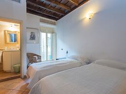RSH Trevi Fountain Apartment 2