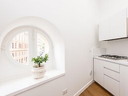RSH San Cosimato Luxury Bright Apartment