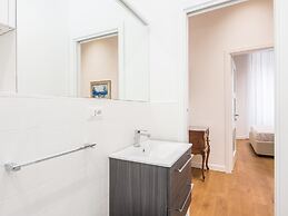 RSH San Cosimato Luxury Bright Apartment