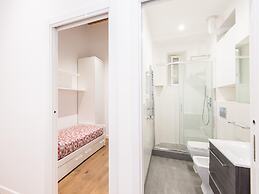 RSH San Cosimato Luxury Bright Apartment