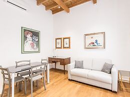 RSH San Cosimato Luxury Bright Apartment