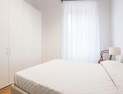 RSH San Cosimato Luxury Bright Apartment