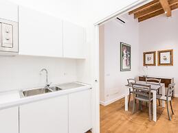 RSH San Cosimato Luxury Bright Apartment