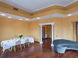 RSH Vatican Luxury View