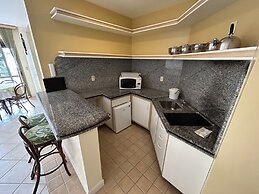 GOLFINHOS APART HOTEL