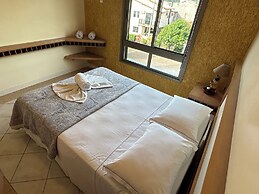 GOLFINHOS APART HOTEL