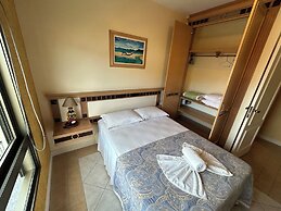 GOLFINHOS APART HOTEL