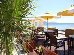 GOLFINHOS APART HOTEL