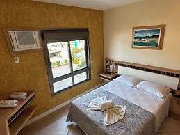 GOLFINHOS APART HOTEL