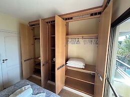 GOLFINHOS APART HOTEL