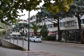 Mia & Lena Apartment