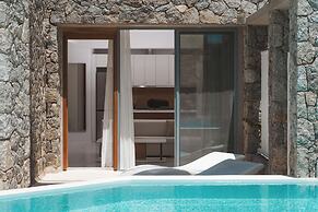 ΑRCS Suites & Residences