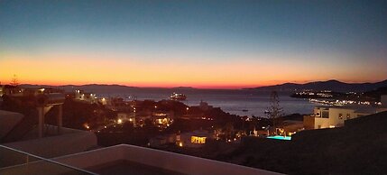 ΑRCS Suites & Residences