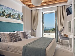 ΑRCS Suites & Residences