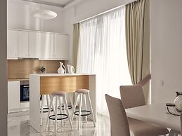 ΑRCS Suites & Residences