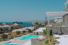 ΑRCS Suites & Residences