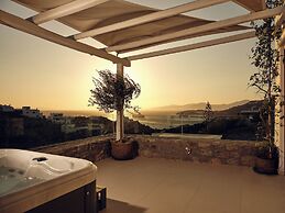 ΑRCS Suites & Residences