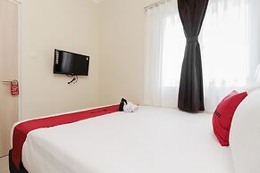 RedDoorz near Soekarno Hatta Airport