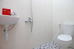 RedDoorz near Terminal Tirtonadi