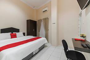 RedDoorz near Grand Palladium