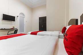 RedDoorz near Grand Palladium