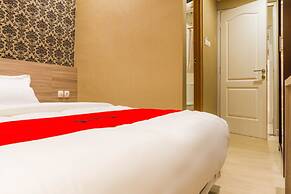 RedDoorz Plus @ Dipatiukur