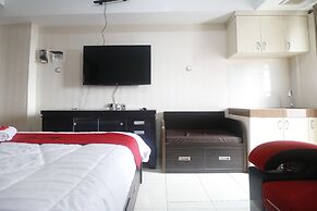 RedLiving Apartemen Green Lake View Ciputat - Pelangi Rooms Tower E