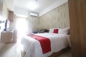 RedLiving Apartemen Green Lake View Ciputat - Pelangi Rooms Tower E