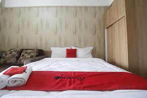 RedLiving Apartemen Green Lake View Ciputat - Pelangi Rooms Tower E