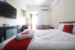 RedLiving Apartemen Green Lake View Ciputat - Pelangi Rooms Tower E