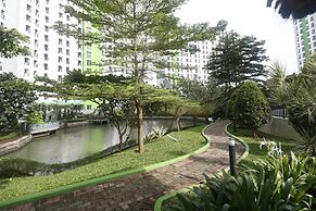 RedLiving Apartemen Green Lake View Ciputat - Pelangi Rooms Tower E