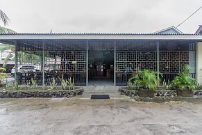 RedDoorz @ Jalan Babepalar Rike Manado