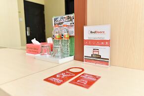 RedDoorz Plus near Mall Bali Galeria 2