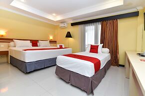 RedDoorz Plus near Mall Bali Galeria 2