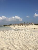 Pole Pole Beach House