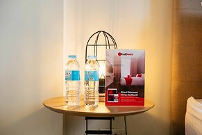 RedDoorz Plus @ Kamuning Quezon City