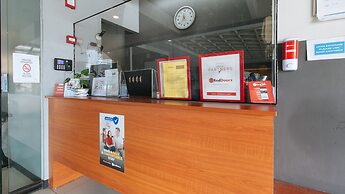 RedDoorz Plus @ Kamuning Quezon City