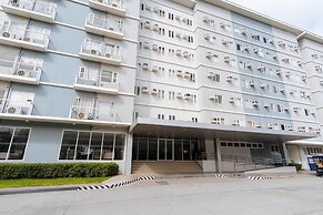 RedDoorz Premium @ SMDC Fairview