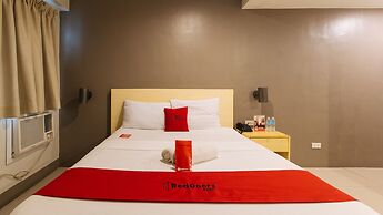 RedDoorz @ Samat Mandaluyong