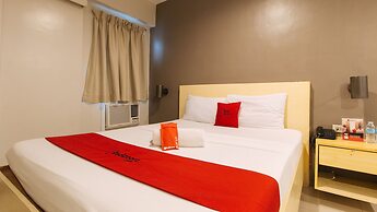 RedDoorz @ Samat Mandaluyong