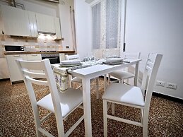 Comoda Casa del Duca Zona Acquario