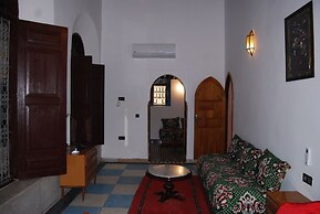 Dar Alami Salaj