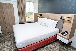 SpringHill Suites by Marriott Newark Fremont
