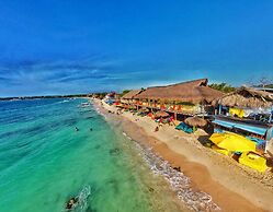 Nuestros Tres Tesoros