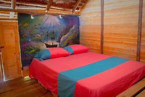 Nuestros Tres Tesoros