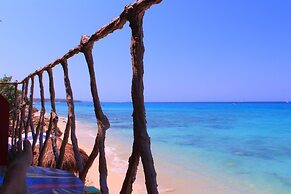 Nuestros Tres Tesoros